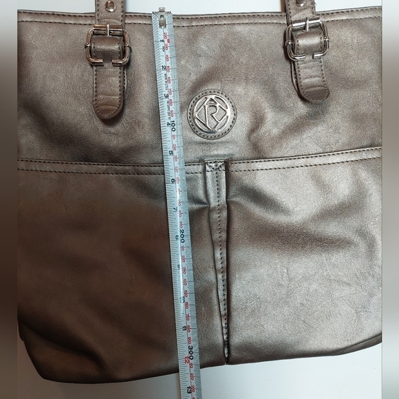 Relic Metallic Double-Front Pocket Tote Over-shoulder Bag - Picture 13 of 16